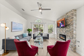 Recently Upgraded House with King Suite, quiet NBHD, Fast Wifi, and Yard